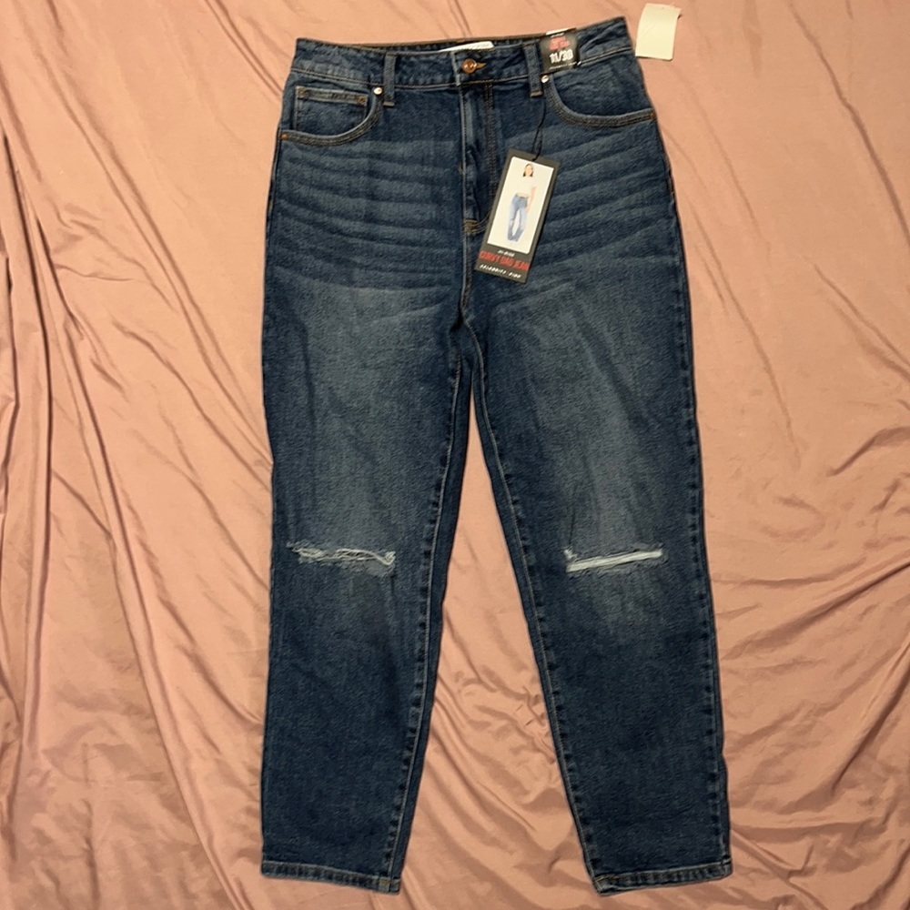 NWT Celebrity Pink Curvy Dad Jean
